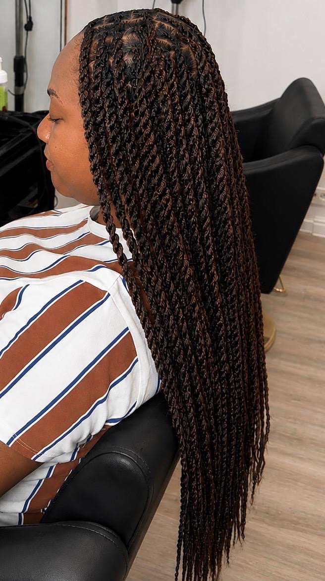 Knotless braids small réalisées chez FF Beauty